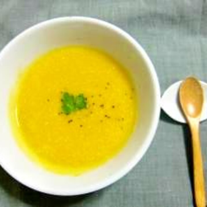 手作りで栄養満点☆豆乳とかぼちゃのスープ